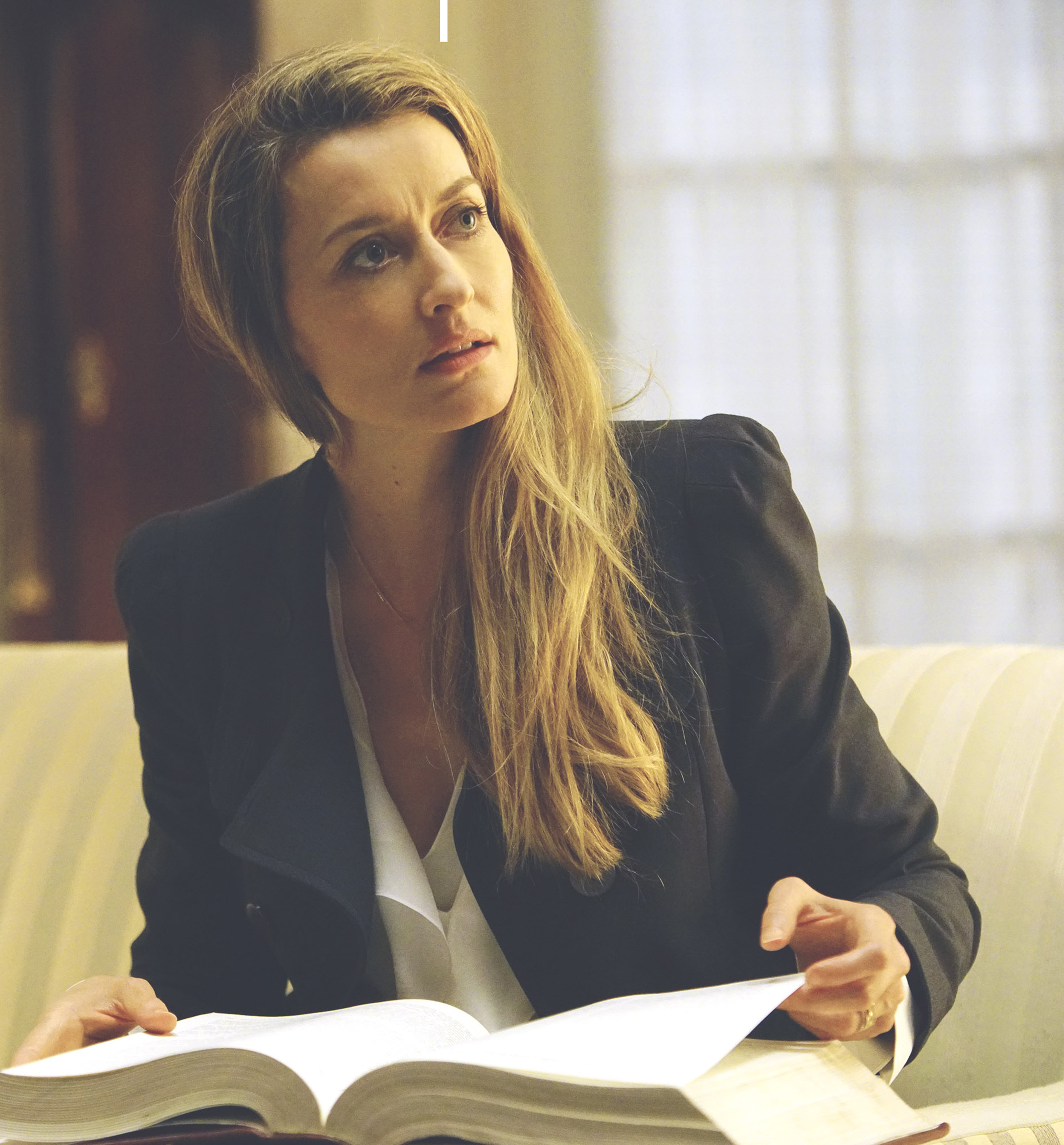 Natascha McElhone plays the First Lady and Kiefer Sutherland stars as Tom Kirkman, a lower-level cabinet member who is suddenly appointed President of the United States after a catastrophic attack on the U.S. Capitol during the State of the Union, on the highly anticipated ABC series "Designated Survivor,"premiering Sept. 21. (Ian Watson/ABC)